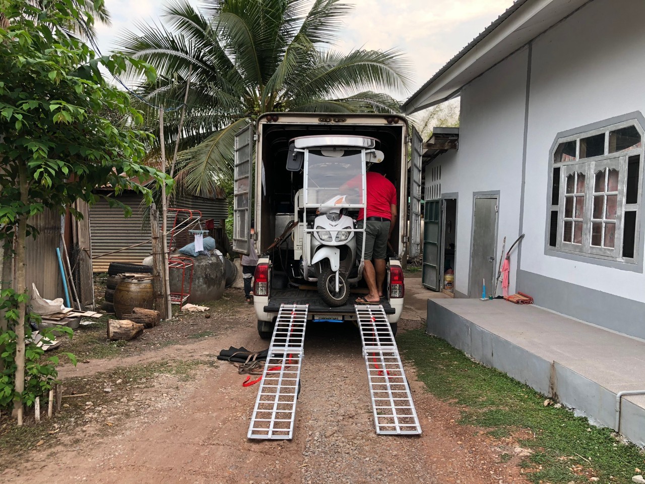 รถขนของส่งทั่วประเทศ - กิตติยา 1990 ทรานสปอร์ต 34