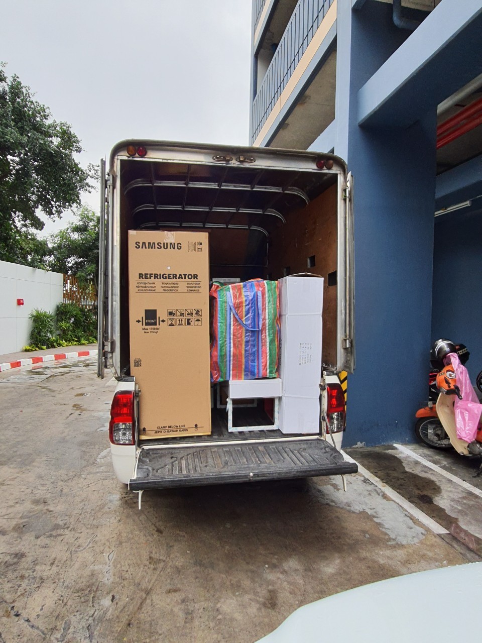 รถขนของส่งทั่วประเทศ - กิตติยา 1990 ทรานสปอร์ต 90